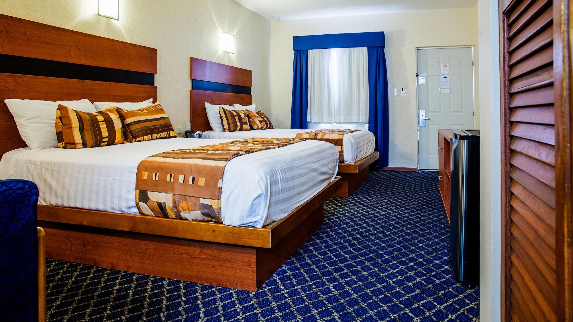 American Inn Hotel & Suites Parral Экстерьер фото