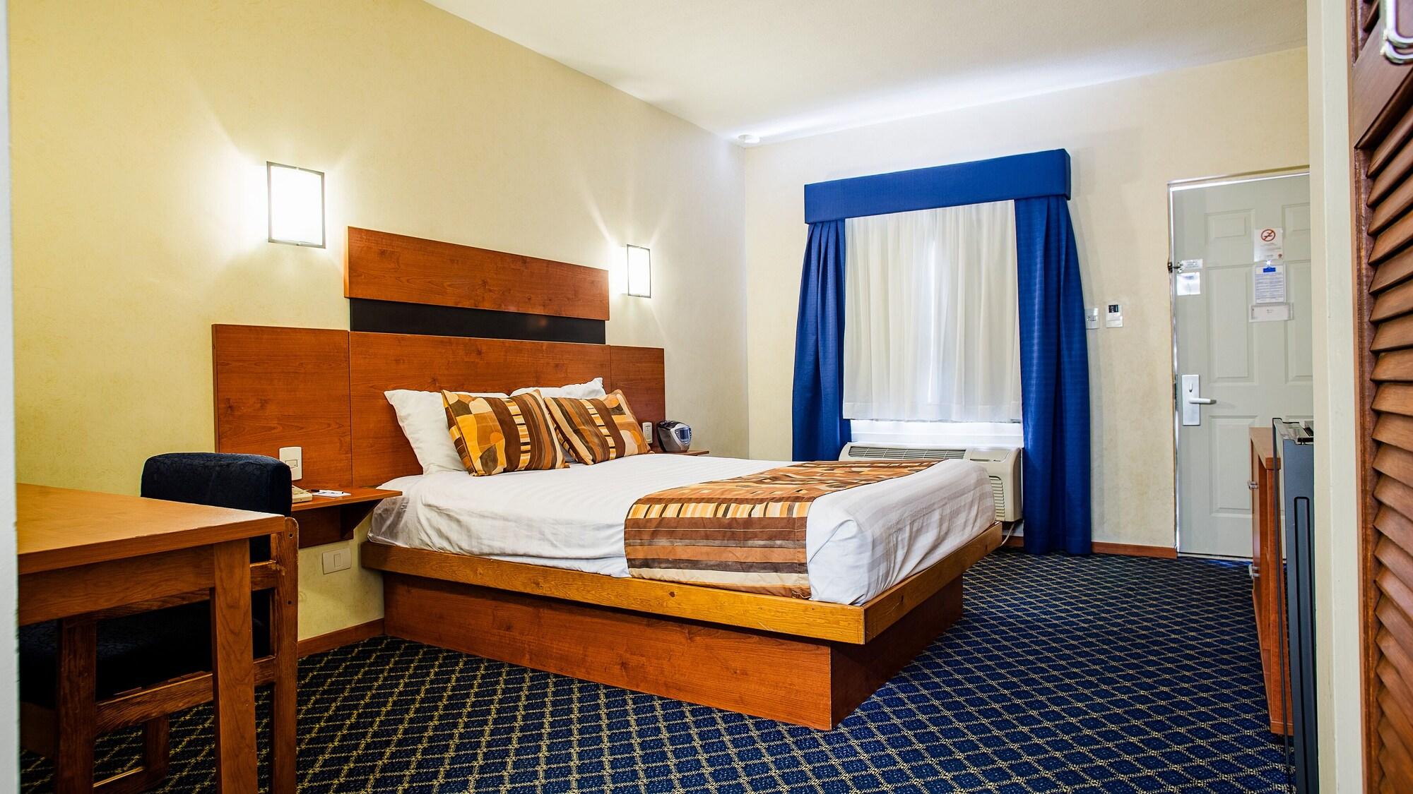 American Inn Hotel & Suites Parral Экстерьер фото